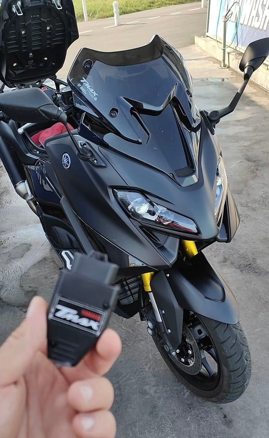 Tmax Box (Yamaha) – Emergency Keyless Start